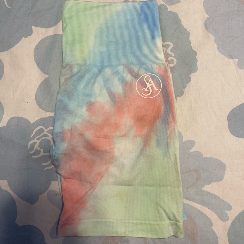 Allure By Ana Tie Dye Shorts Size Medium Never Worn